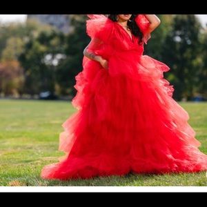 GLAMOROUS CUSTOM MADE RED GOWN
